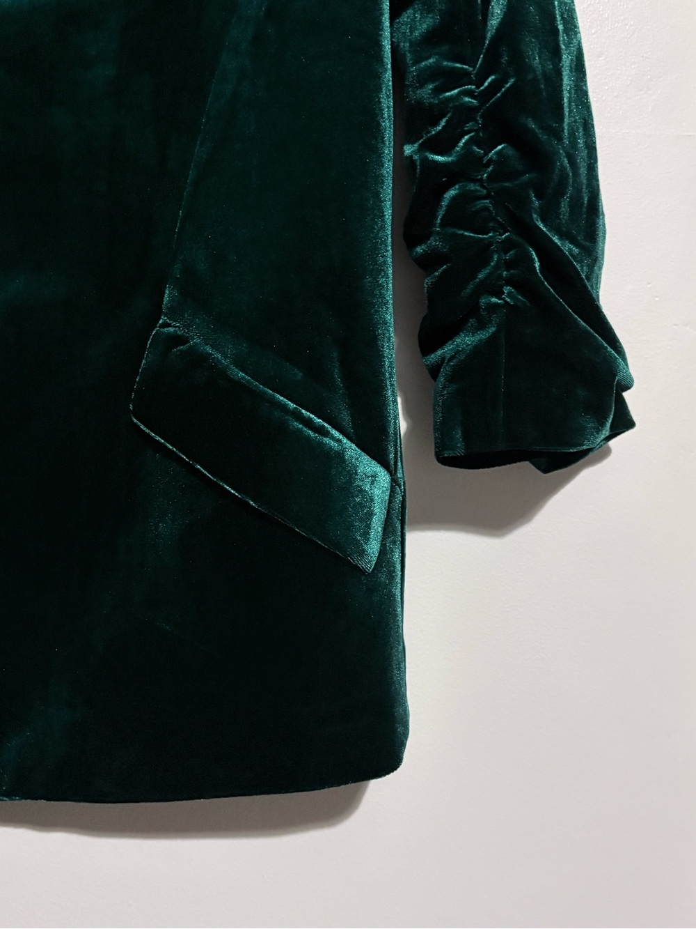 Under Blue Skies Dark Green Velvet Blazer with Floral Lining - Women - Picture 4 of 7